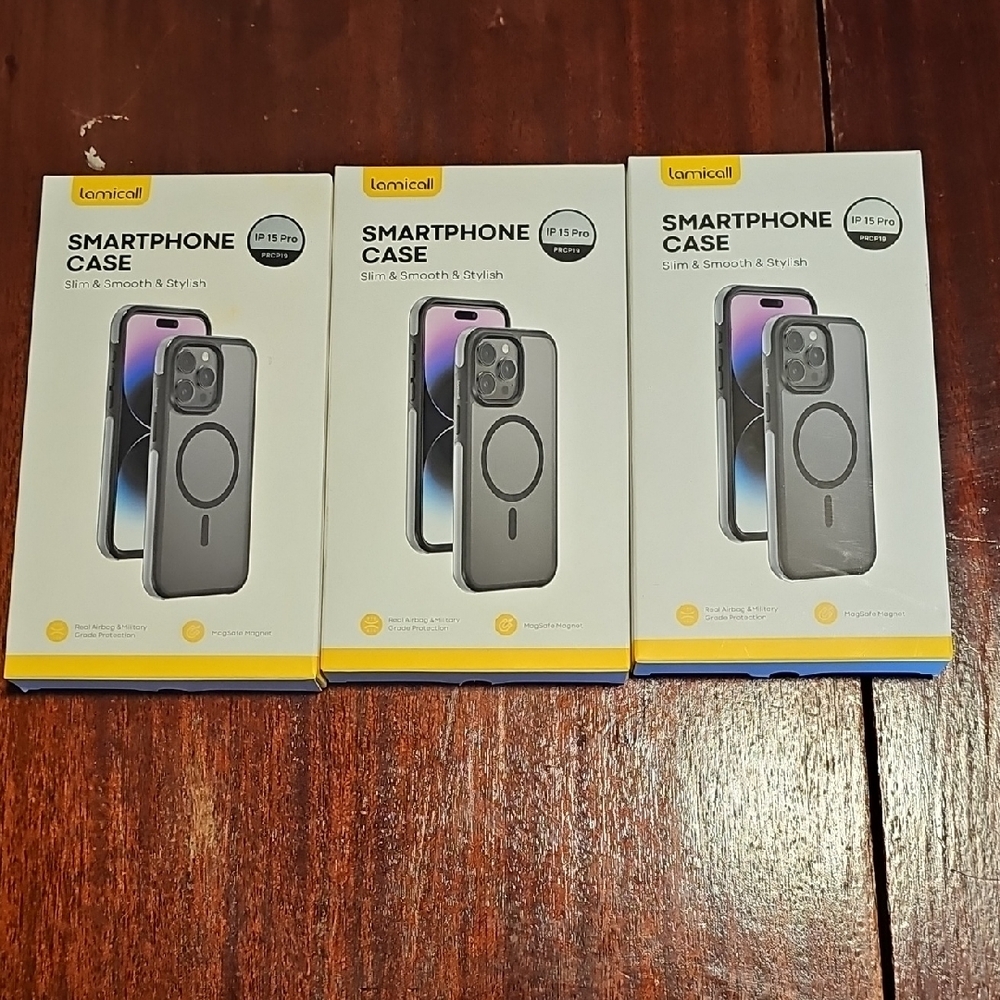 Iphone 15 Pro 3-Black Smartphone Case